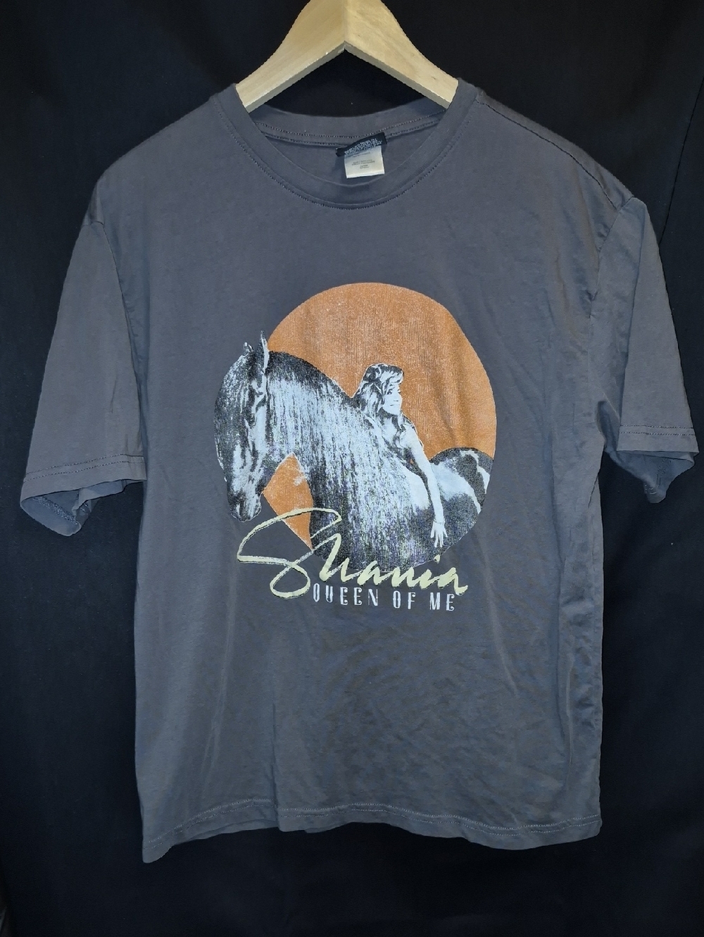 Queen Of Me Shania Twain T-Shirt Mens Gray/Orange